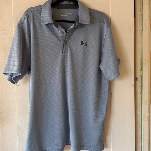 Under Armor Loose Fit Heat Gear Black Short Sleeve Polo - Picture 2 of 4